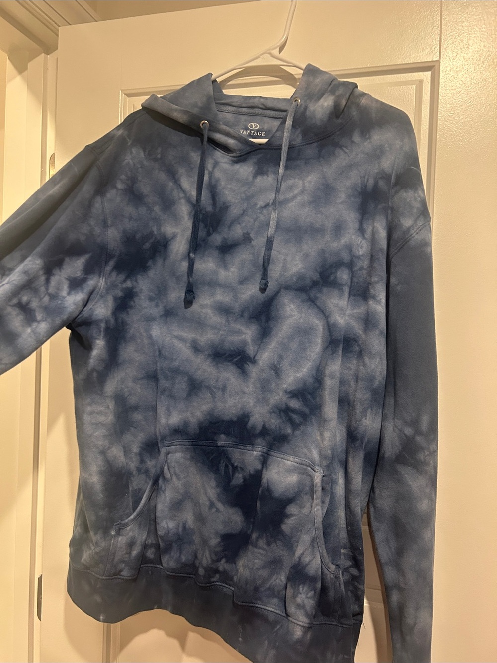 Men’s Blue Tie-Dye Hoodie Sweater